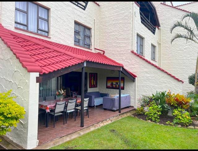 2 BEDROOM APARTMENT FOR SALE IN MANABA BEACH